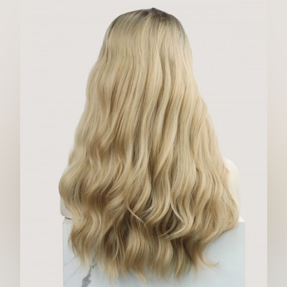 Uniwigs Clara Sunkissed Light Blonde Balayage T-part Synthetic Lace Front Wig - Picture 3 of 4